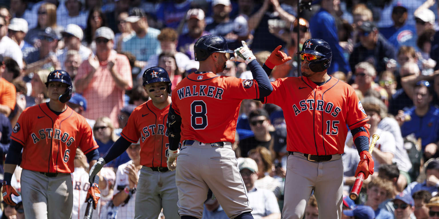 Astros sacaron las escobas en el Wrigley para extender mal momento de Cachorros