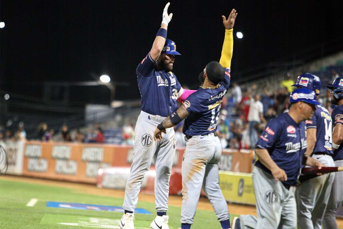 Magallanes remontó en el noveno inning para eliminar a Bravos