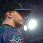A una semana de su estreno en MLB, Marlins inhabilitan al prospecto Snelling (codo) A una semana de su estreno en MLB, Marlins inhabilitan al prospecto Snelling (codo)