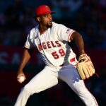 Soriano supera pelotazo en el pecho y brilla en victoria de Angelinos Soriano supera pelotazo en el pecho y brilla en victoria de Angelinos