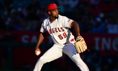 Soriano supera pelotazo en el pecho y brilla en victoria de Angelinos