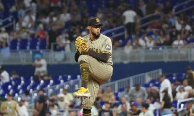 Surge el primer interesado en Robert Suárez en MLB