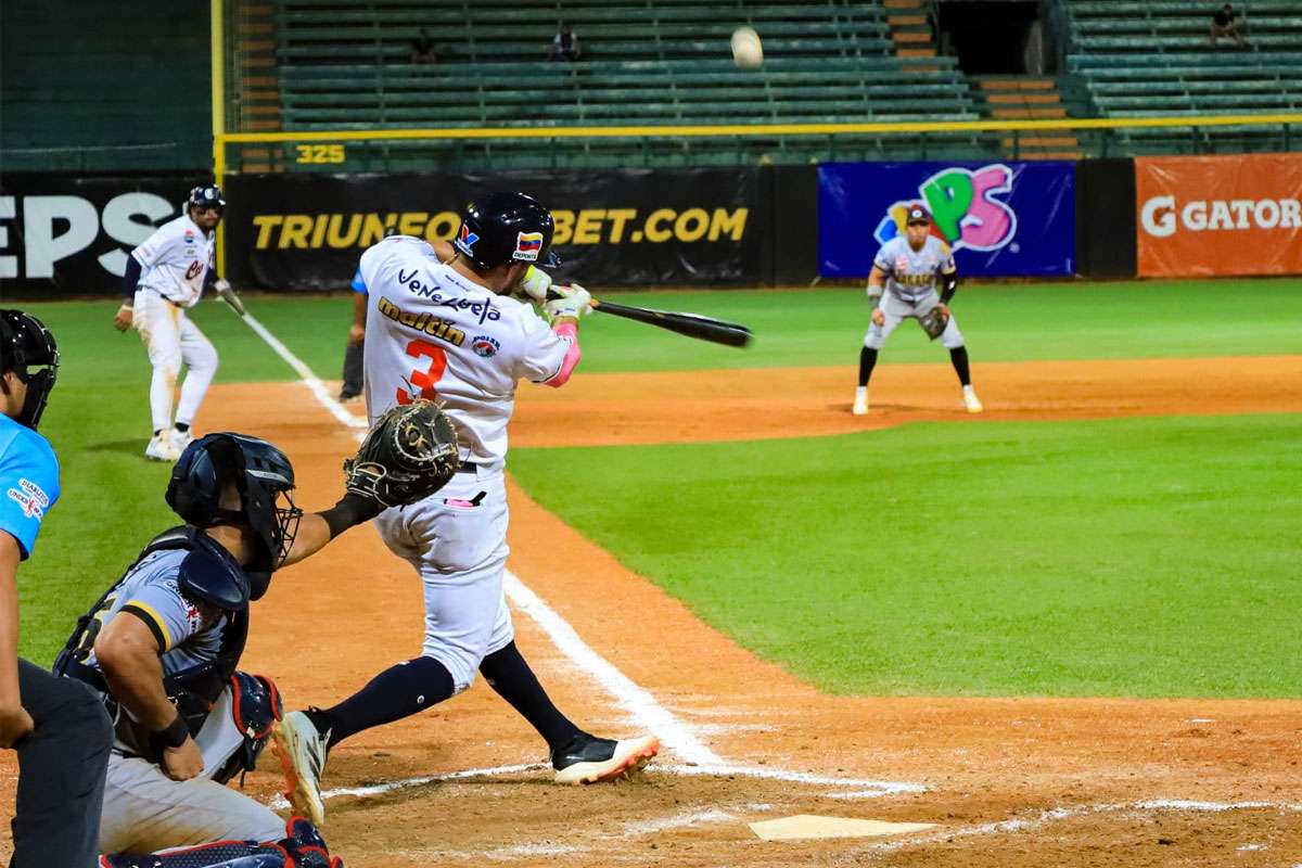 Caribes derrota a Cardenales y sigue invicto en casa en Round Robin