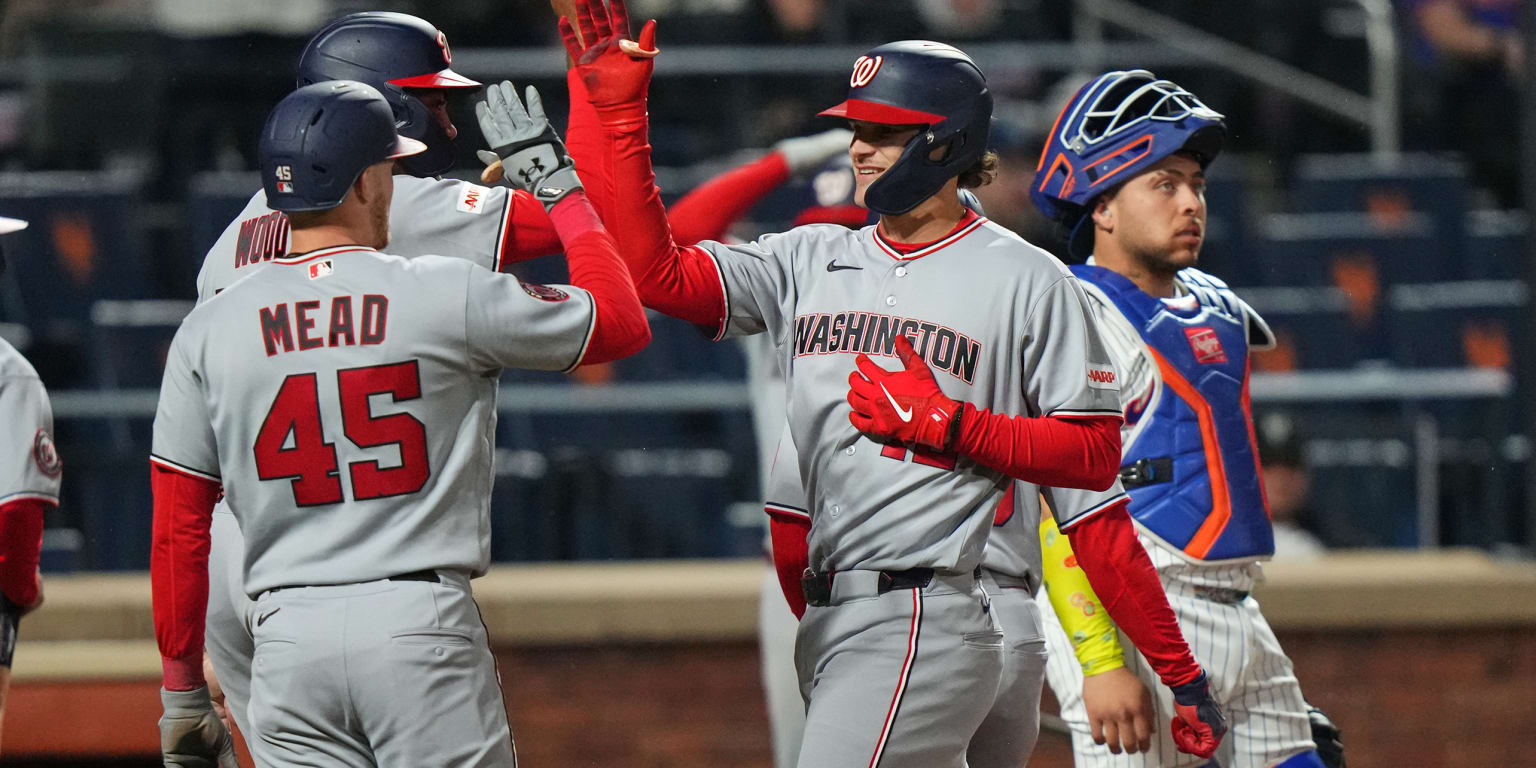 Primer grand slam de House impulsa paliza de Nacionales sobre Mets