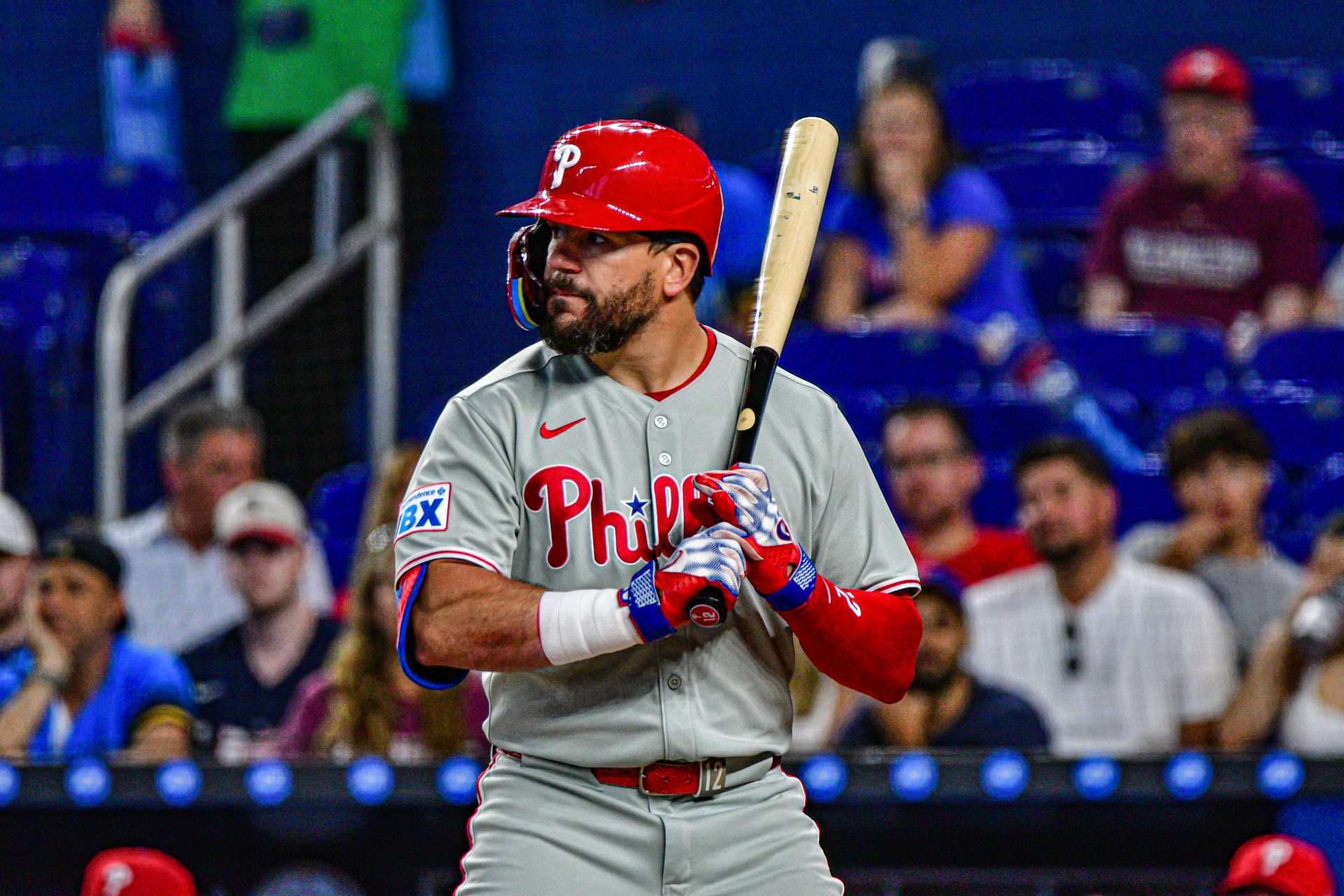 Kyle Schwarber iguala récord de Phillies de jonrones en juegos consecutivos