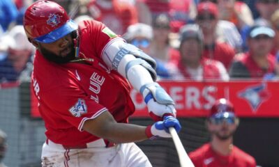 ¡Feliz Día de Canadá! Azulejos arman la fiesta en Toronto con cómodo triunfo sobre Mets