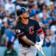 Gabriel Arias se la bota al MVP de la Serie Mundial y estrena su cuenta jonronera en este 2026 Gabriel Arias se la bota al MVP de la Serie Mundial y estrena su cuenta jonronera en este 2026