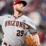 Kelly regresa a Diamondbacks, pacta por dos temporadas y 40 millones
