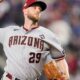Kelly regresa a Diamondbacks, pacta por dos temporadas y 40 millones