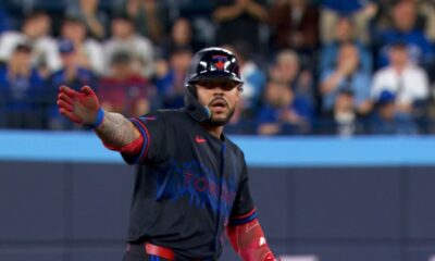 Gausman luce intratable y Azulejos explotan en la octava contra Piratas 
