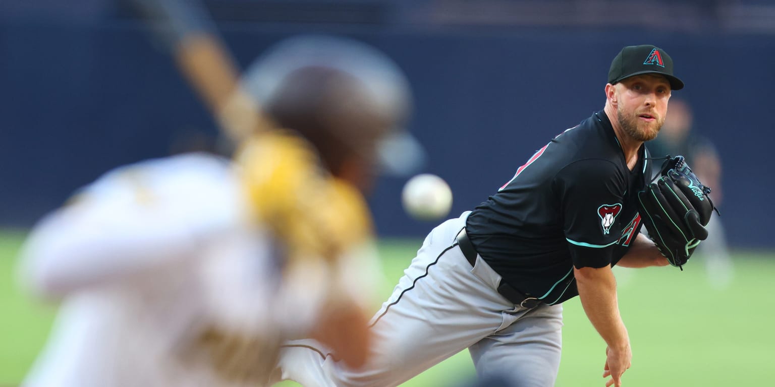 Merrill Kelly vuelve a D-backs bajo pacto de dos años (fuentes) Merrill Kelly vuelve a D-backs bajo pacto de dos años (fuentes)