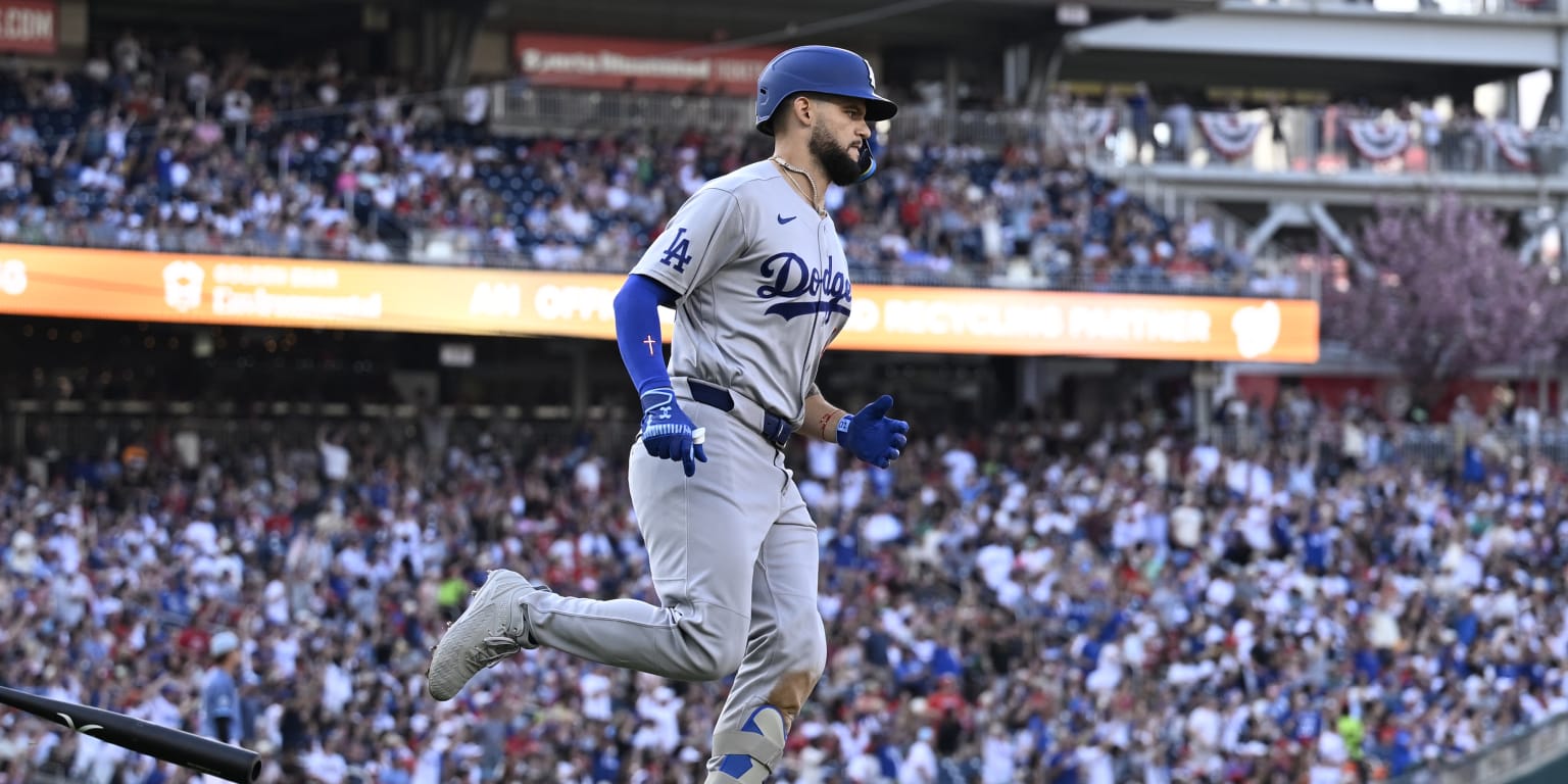 Pagés (HR, 3 CI) sigue su tórrida ofensiva en victoria de los Dodgers