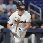 Stowers sella tercera serie al hilo ganada de Marlins con jonrón de tres carreras