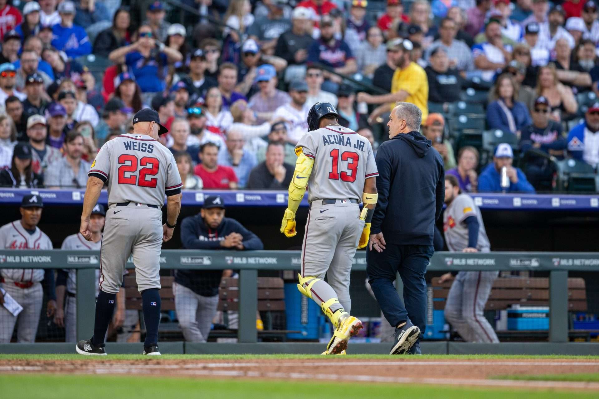 Ronald Acuña Jr. se perderá al menos 10 días por lesión