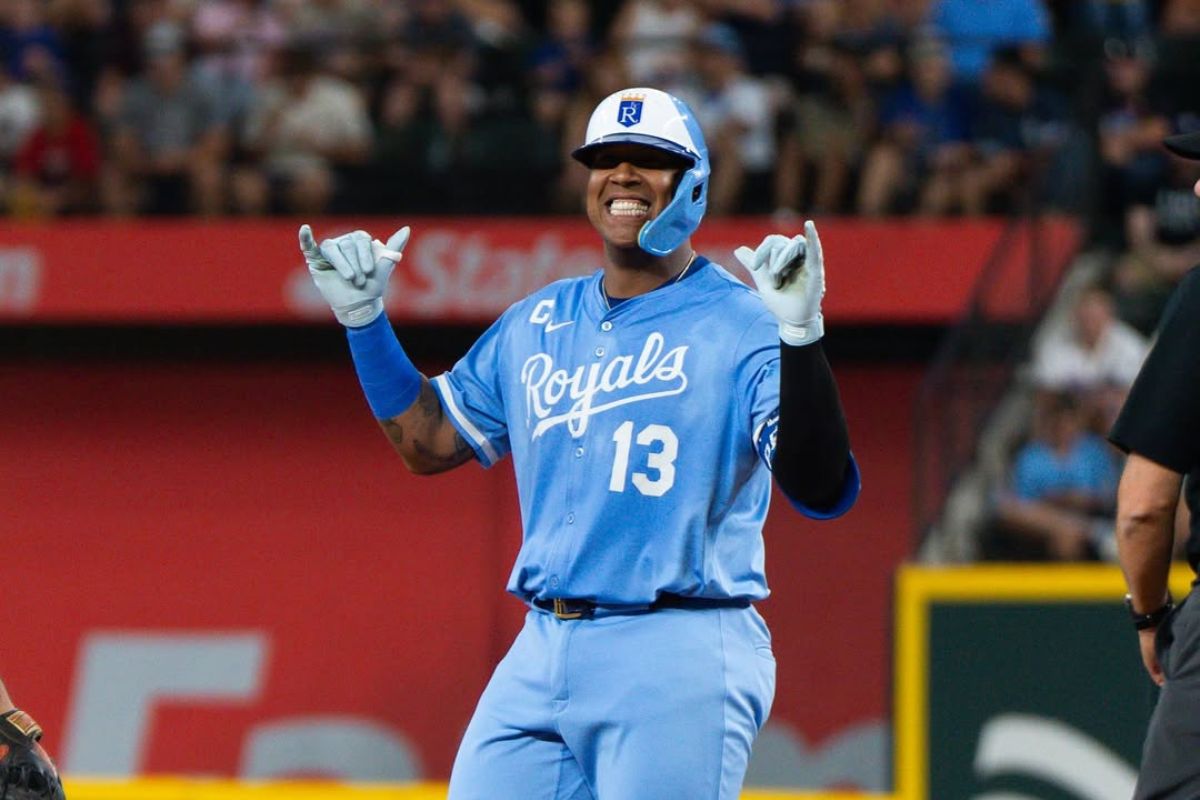Salvador Pérez batea su primer doble del año y sigue sumando extrabases en Kansas City